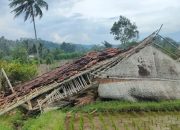 Angin Kencang Terjang Tasikmalaya, Sejumlah Bangunan Rusak