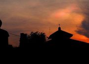 Magrib dan Momen yang Hilang, Antara Berbuka dan Membuka Aib