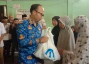 Wali Kota Tasikmalaya Serahkan 175 Paket Sembako dalam Program Mayasari Peduli