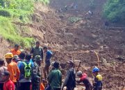 Pencarian Korban Longsor Tasikmalaya Terkendala Cuaca dan Medan Berat