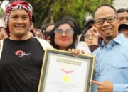 Tasikmalaya Pecahkan Rekor MURI Kupat Tanjung Terbanyak di HUT ke-24