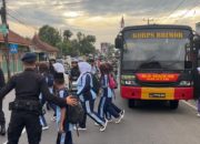 Ringankan Beban Warga, Brimob Layani Bus Sekolah Gratis di Kabupaten Tasikmalaya