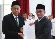Bupati Tasikmalaya Lantik Direktur Perumda Air Minum TS Periode 2025–2030
