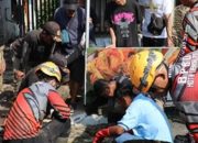 Antisipasi Cuaca Ekstrem, Pemkot Tasikmalaya Gelar Aksi Bersih Saluran Air