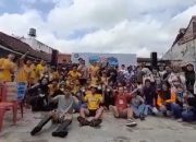 Ngaruat Lembur Cintarasa, Warga dan Relawan Bersatu Bersihkan Sungai Cihideung